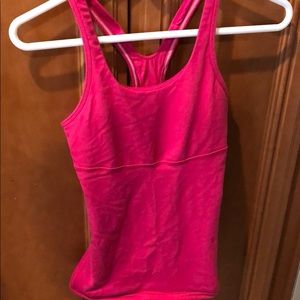 Lululemon tank with built in shelf bra